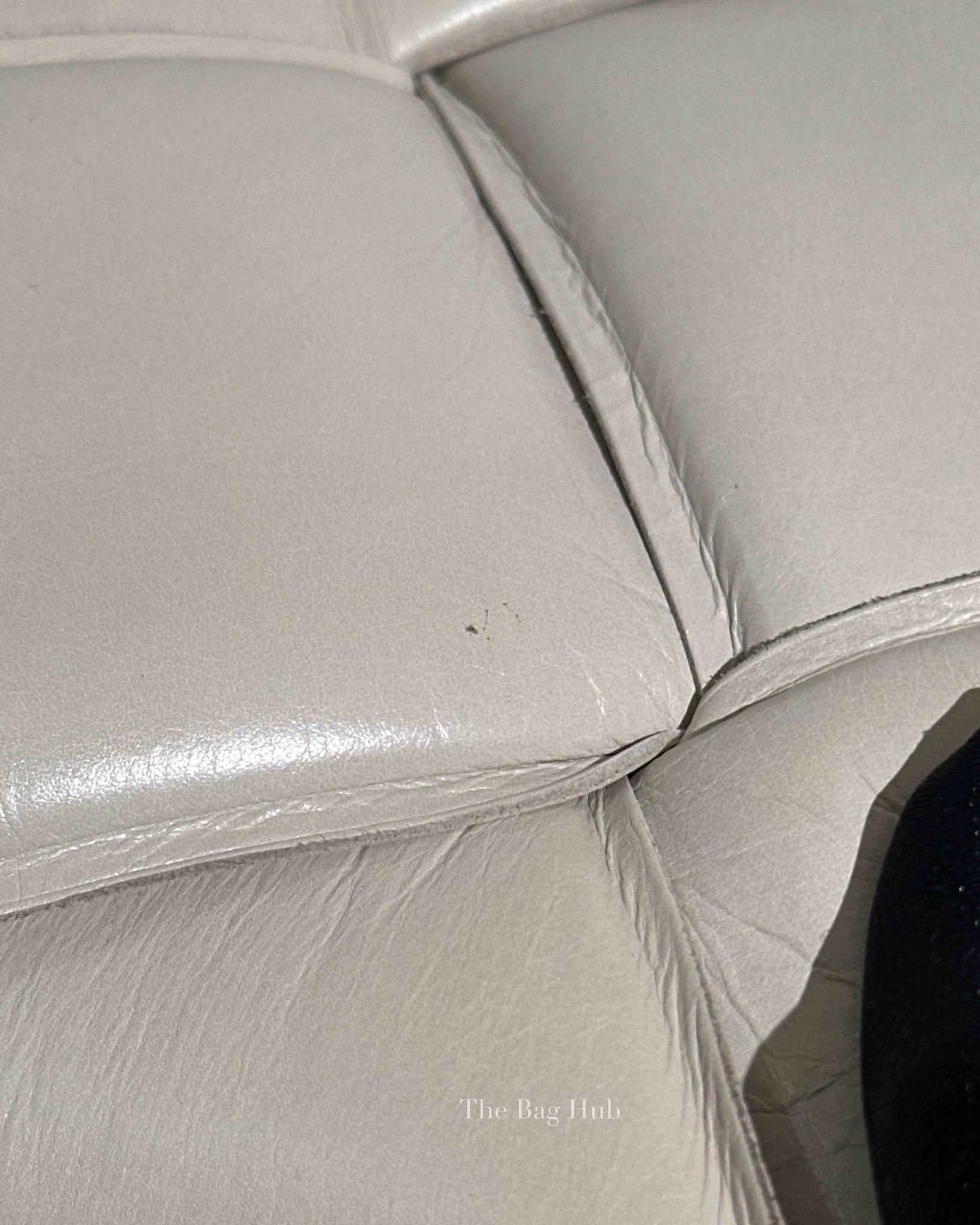 Bottega Veneta Off White Leather Maxi Intrecciato Padded Pouch