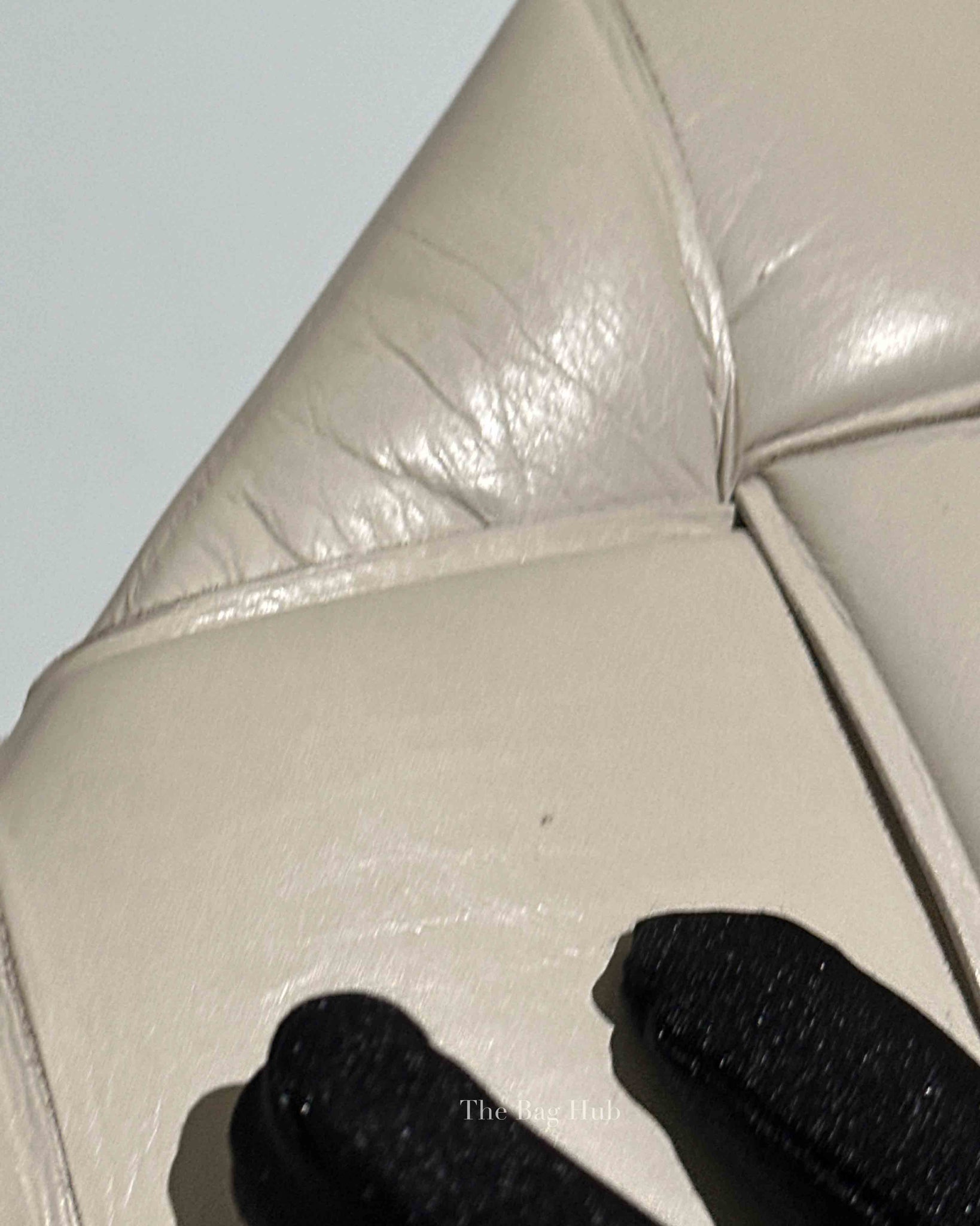 Bottega Veneta Off White Leather Maxi Intrecciato Padded Pouch