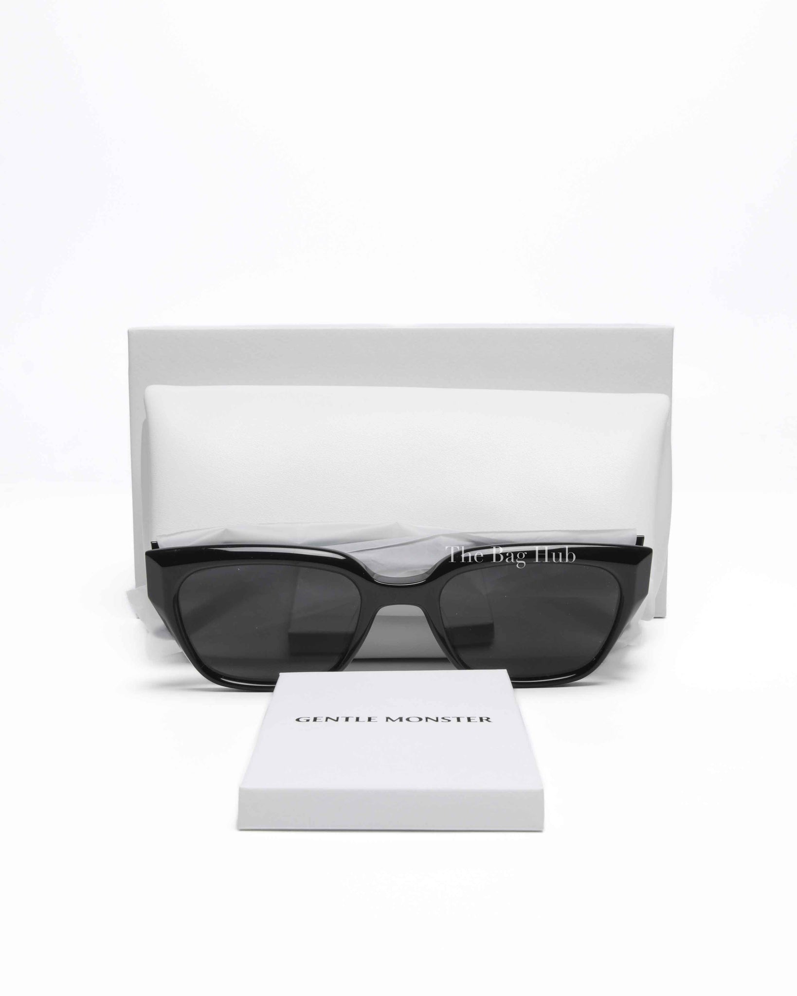 Gentle Monster Black Acetate Nabi 01 Sunglasses | Designer Gentle Monster Black Acetate Nabi 01 Sunglasses | Designer
