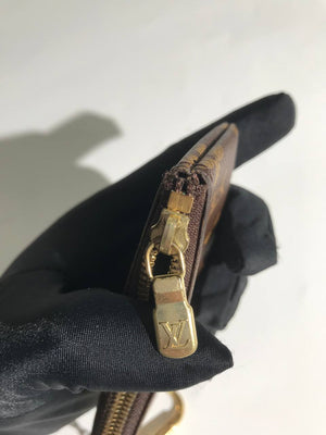 Louis Vuitton Monogram Key Cles-16