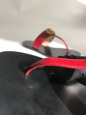 Gucci Red Marmont Leather Thong Sandals Size 35-14