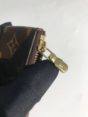 Louis Vuitton Monogram Key Cles-21