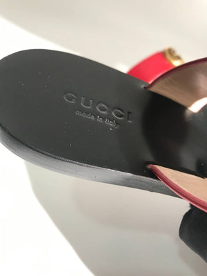 Gucci Red Marmont Leather Thong Sandals Size 35-16