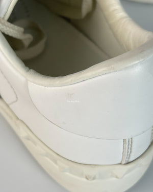 Valentino Garavani White/Pink Butterfly Embroidered Sneakers Size 36-12