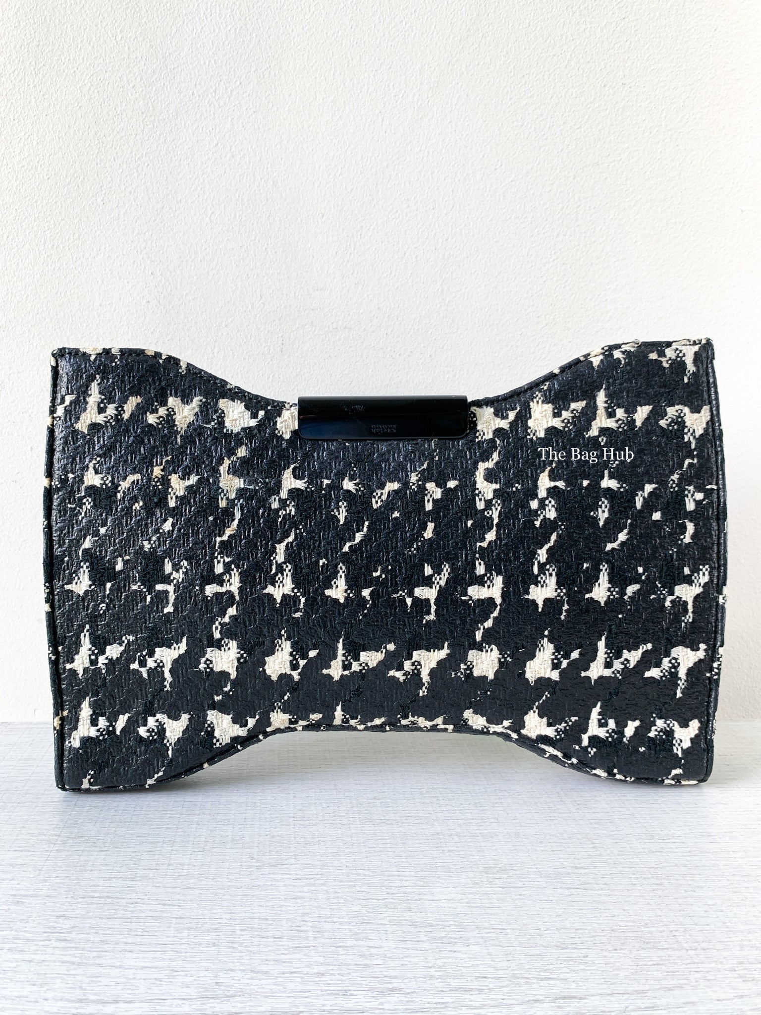 Alexander Mcqueen Black/White Squeeze It Clutch Bag-2