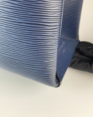 Louis Vuitton Indigo Epi Kleber MM Bag-14