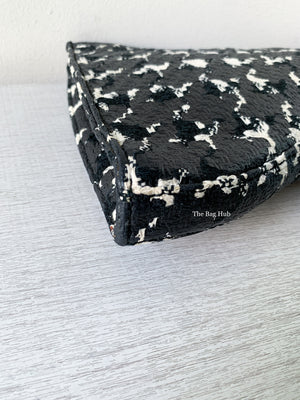 Alexander Mcqueen Black/White Squeeze It Clutch Bag-9