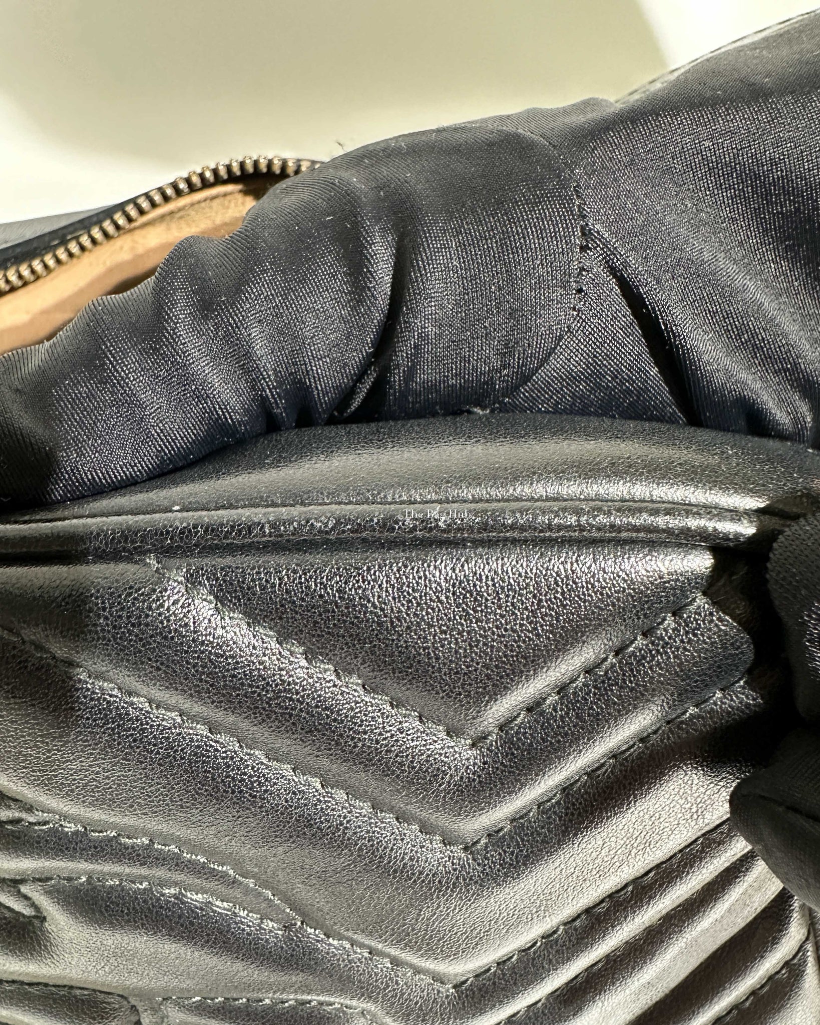 Gucci Black Small Marmont Camera Bag-18