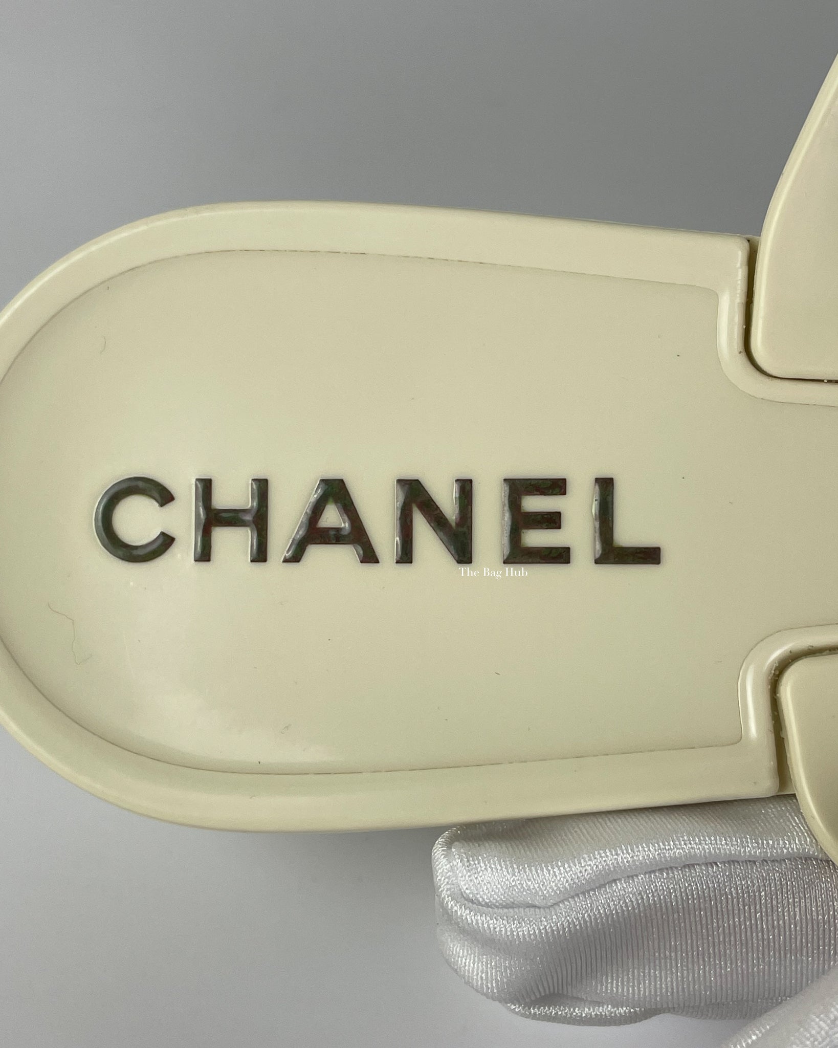 Chanel Cream/Black Jelly CC Camellia Thongs  Sandals Size 37 - 11