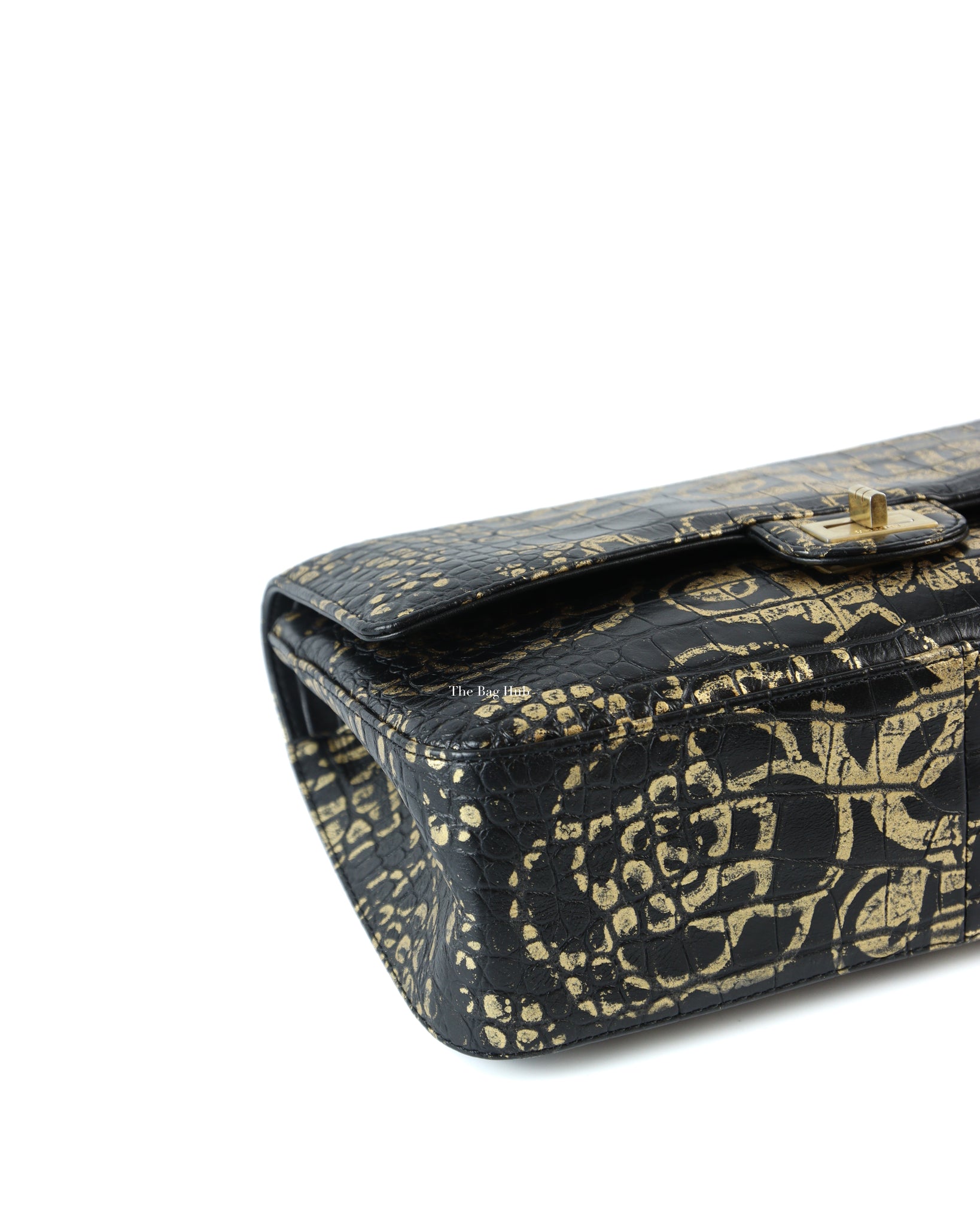 Chanel Black/Gold Graffiti Crocodile Embossed Reissue 2.55 226 Flap Bag-7