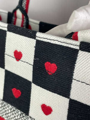 Dior Book Tote Dioramour D-Chess Medium Canvas Black / White / Red