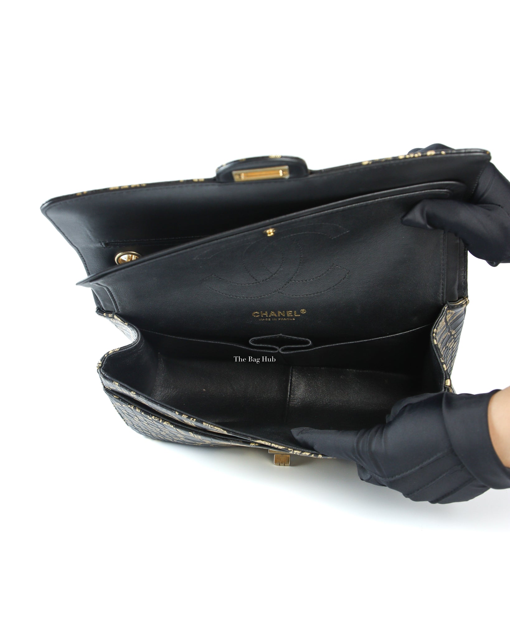 Chanel Black/Gold Graffiti Crocodile Embossed Reissue 2.55 226 Flap Bag-11