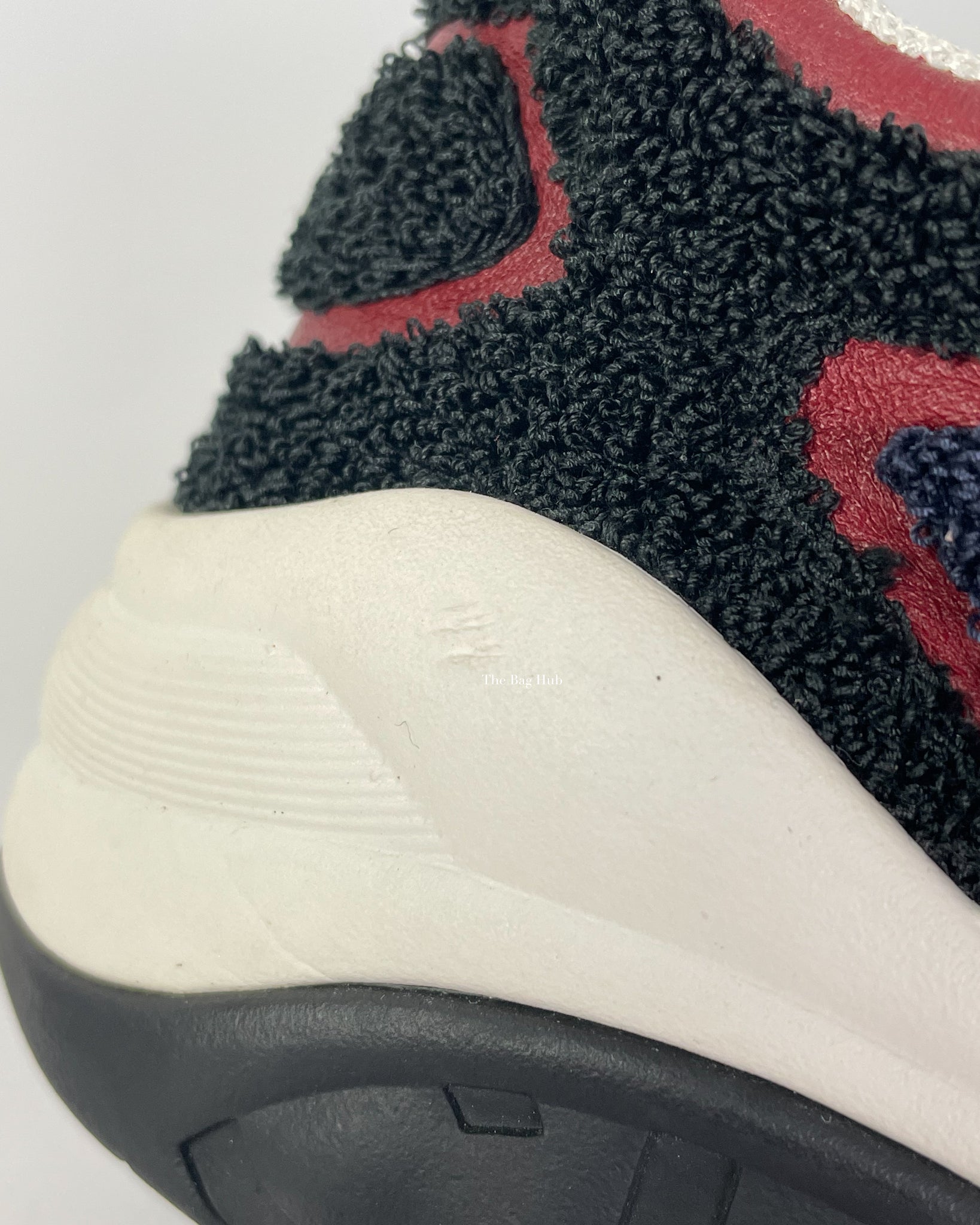 Chanel Black/Red/Navy Sneakers Size 37.5