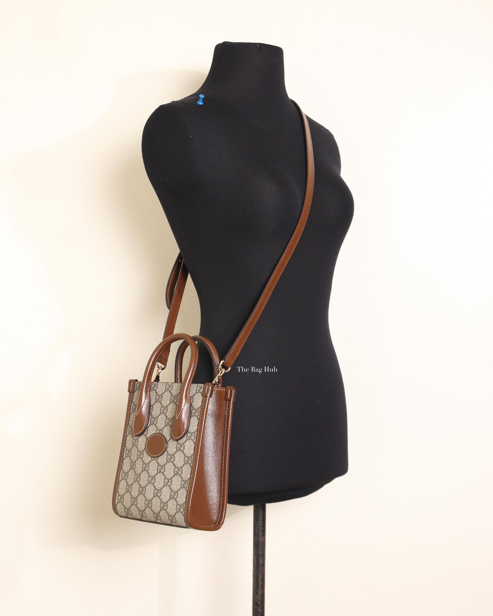 Gucci GG Supreme Interlocking GG Mini Tote Bag