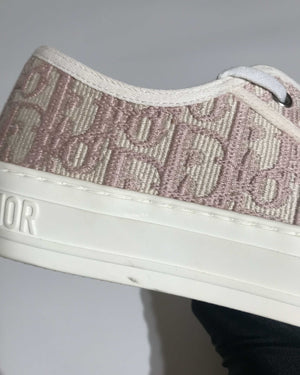 Dior 21U Powder Nude Oblique Embroidered Walk N' Dior Sneakers Size 36.5