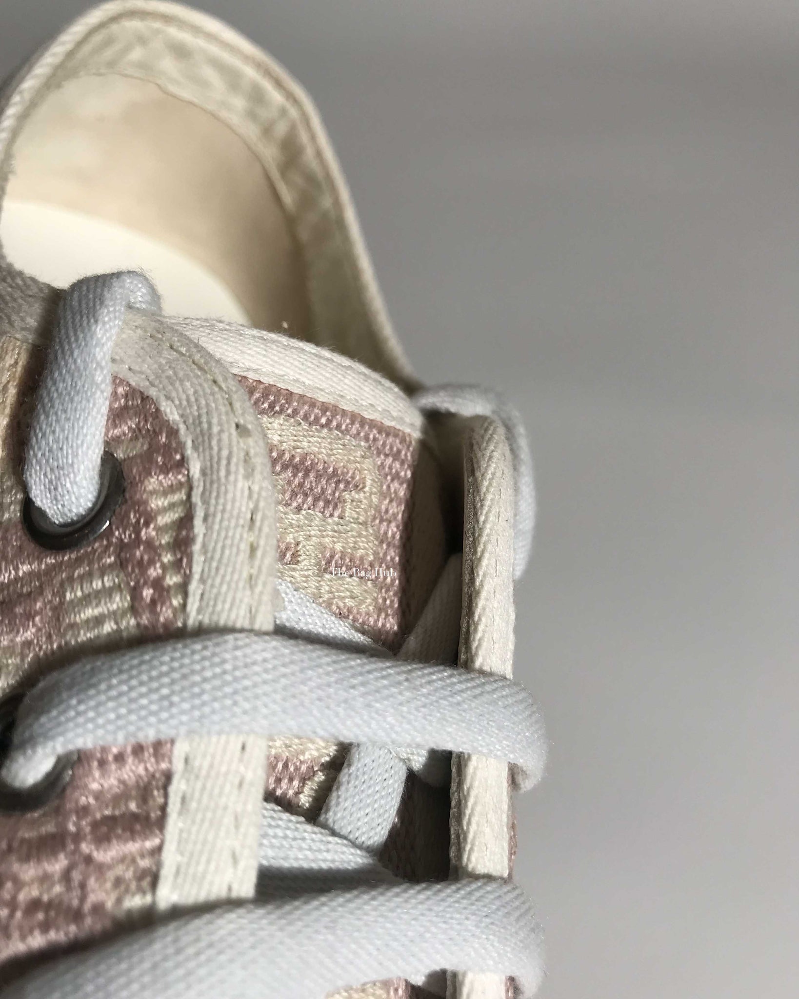 Dior 21U Powder Nude Oblique Embroidered Walk N' Dior Sneakers Size 36.5