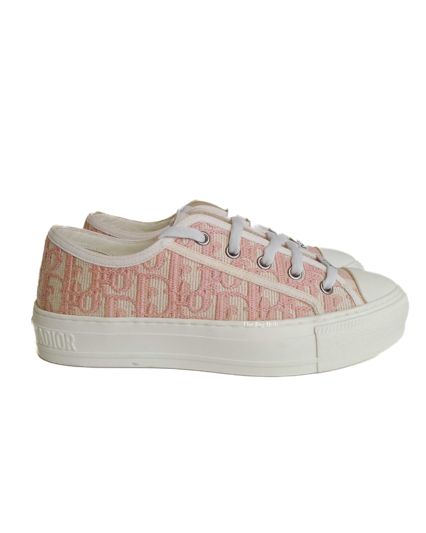 Dior 21U Powder Nude Oblique Embroidered Walk N' Dior Sneakers Size 36.5